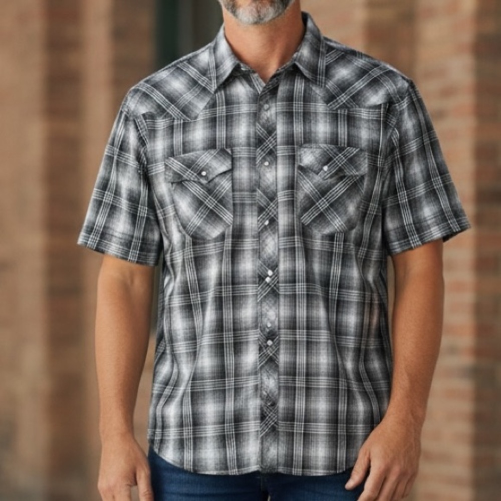 Wrangler Vintage Rancher Black/White Plaid Pearl‎ Button Down Short Sleeve Shirt